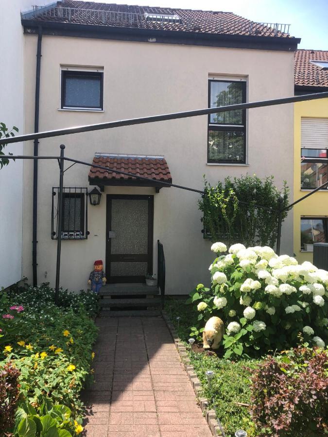 Dachgeschoss In Einem Reihenhaus Appartement Heidelberg Buitenkant foto