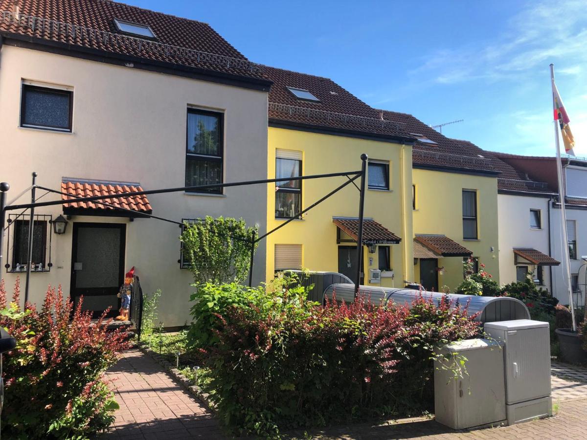 Dachgeschoss In Einem Reihenhaus Appartement Heidelberg Buitenkant foto